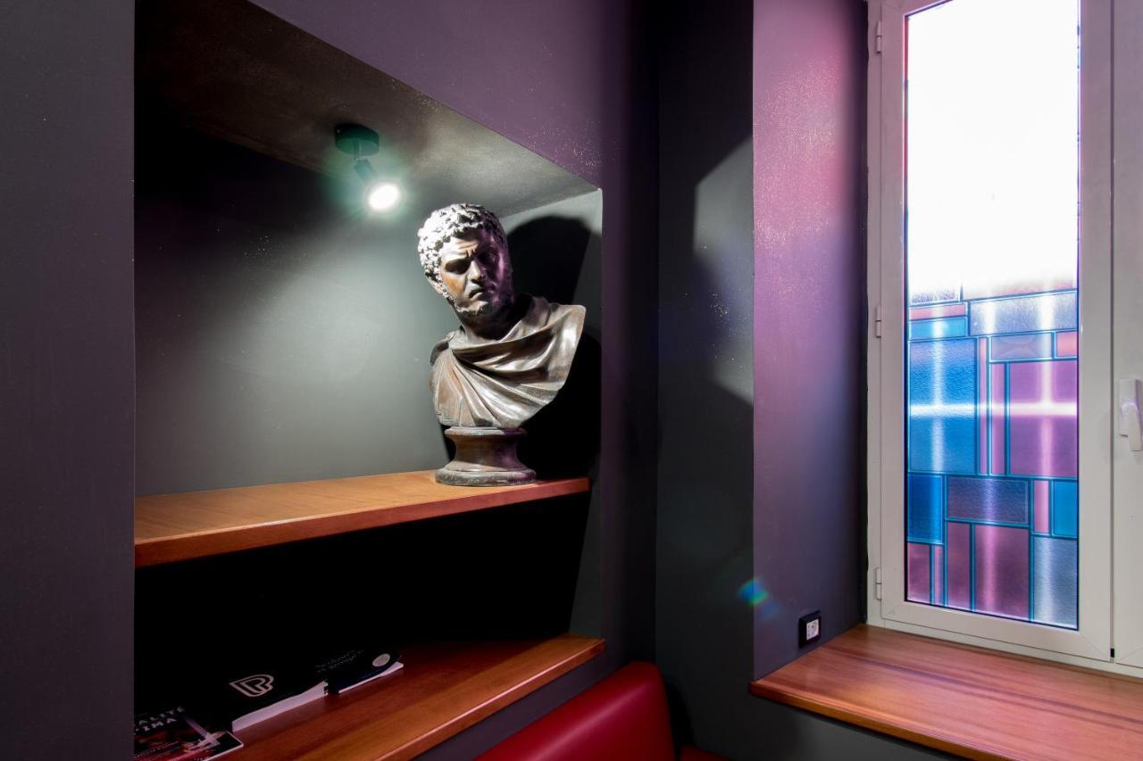 Alessandro Palace & Bar Albergue